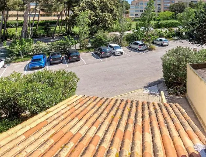 Superbe A 100 Metres De La *