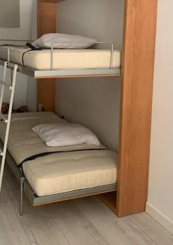 Superbe A 100 Metres De La 公寓 *